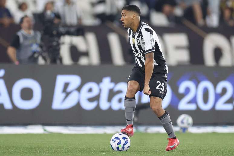 Allan est&aacute; no Botafogo desde 2024 &ndash;