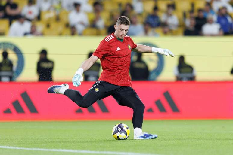 Bento &eacute; o goleiro titular do Al-Nassr (Photo by Abdullah Ahmed/Getty Images)
