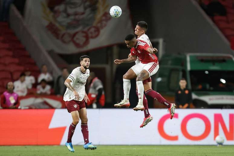 Per&iacute;odo de instabilidade liga alerta no Fluminense e coloca trabalho de Zubeld&iacute;a em risco &ndash;