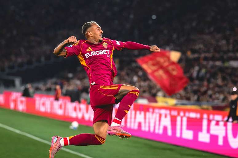 Wesley abriu caminho para a goleada da Roma &ndash;