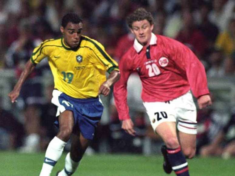 Noruega venceu o Brasil na Copa de 1998 &ndash;