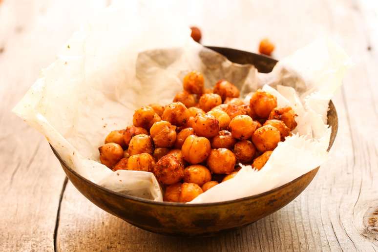 Snack de gr&atilde;o-de-bico 