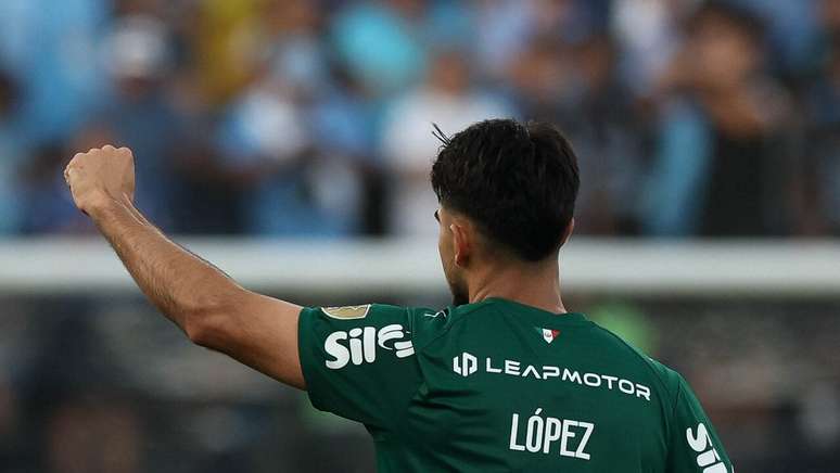 Flaco L&oacute;pez marcou na vit&oacute;ria do Palmeiras contra o Sporting Cristal &ndash;