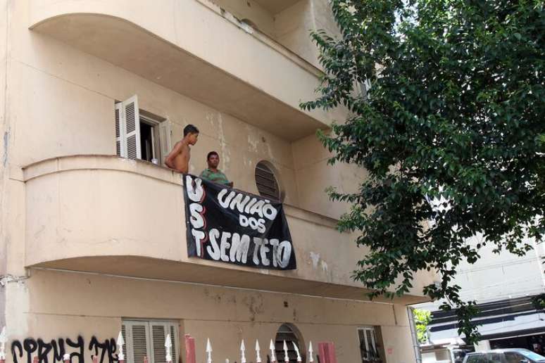 Im&oacute;vel durante ocupa&ccedil;&atilde;o em 2015.