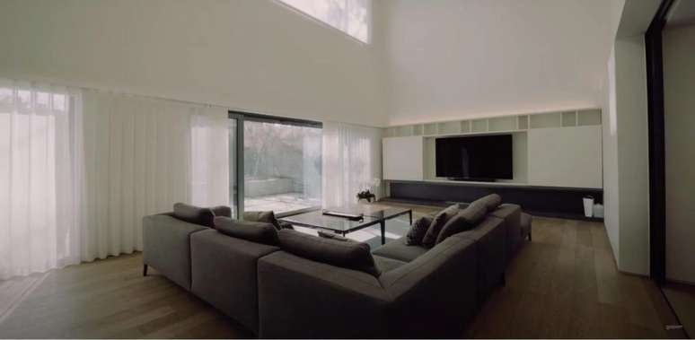 BTS Namjoon Has A $6.5M House Filled With Over 100 Artworks