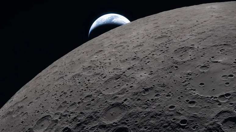 Terra vista da superf&iacute;cie da lua.