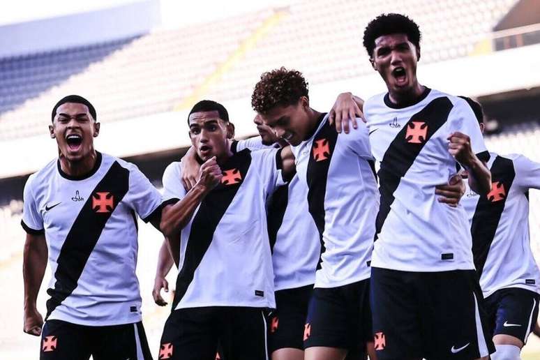 Crias da Colina contam com o apoio da torcida diante de um Santos bastante competitivo &ndash;