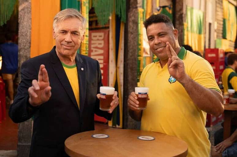 Ancelotti e Ronaldo na nova propaganda da Brahma para a Copa do Mundo &ndash;