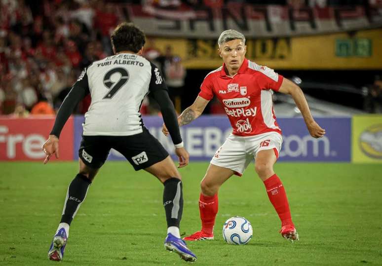 Corinthians empata no &uacute;ltimo minuto contra o Santa Fe, na Col&ocirc;mbia &ndash;