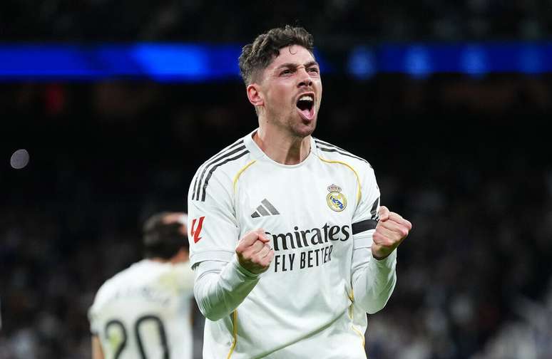 Valverde levou a pior em briga com Tchouam&eacute;ni durante treino do Real Madrid &ndash;