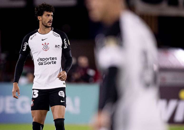 Gustavo Henrique v&ecirc; ponto importante conquistado pelo Corinthians na Col&ocirc;mbia &ndash;