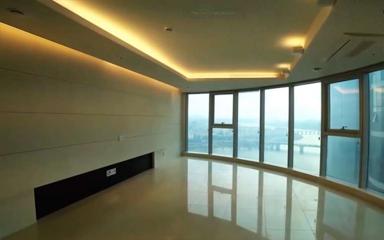 Inside BTS Jungkook's Ultra-Luxurious Apartment In Seoul Worth $1.74 million | Check Pics