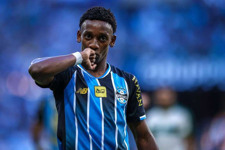 Gabriel Mec ganha destaque no Gr&ecirc;mio &ndash;