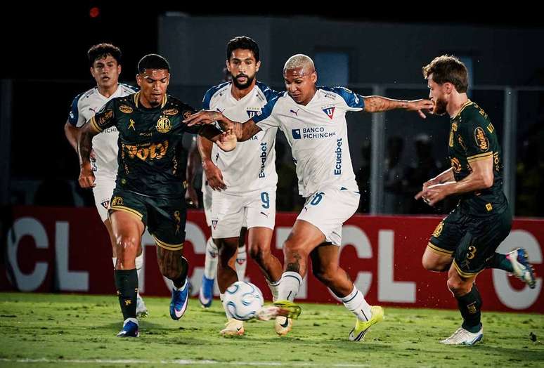 Mirassol vence a LDU de Deyverson, que teve atua&ccedil;&atilde;o apagada &ndash;