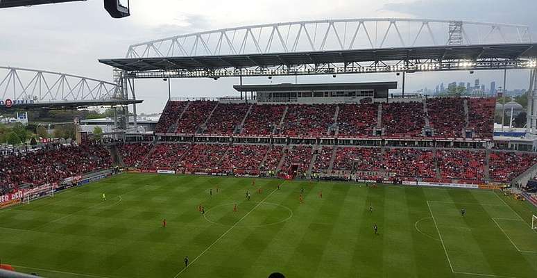 Est&aacute;dio BMO Field, em Toronto, no Canad&aacute;, ser&aacute; sede de jogos da Copa do Mundo de 2026 &ndash; Abazz/Wikimedia Commons
