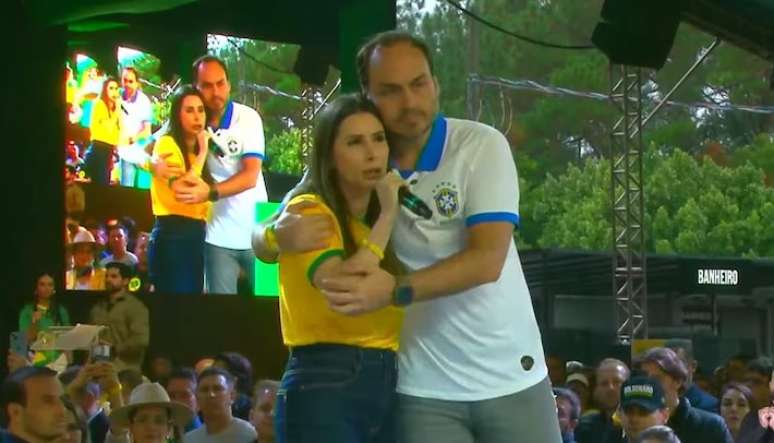 Carol de Toni e Carlos Bolsonaro ser&atilde;o os candidatos do PL ao Senado em Santa Catarina