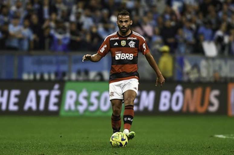 Thiago Maia marcou em vit&oacute;ria do Flamengo na Arena do Gr&ecirc;mio em 2023 &ndash;
