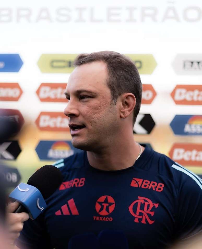Bruno Pivetti, treinador do sub-20 do Flamengo 