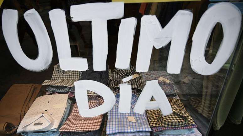Mais de 1.600 lojas de roupas fecharam recentemente na Argentina
