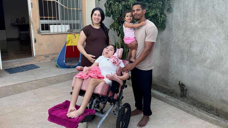 Ianka se casou com Vitor e hoje t&ecirc;m, al&eacute;m de Sophia, outra filha, a Ester. Ela tamb&eacute;m est&aacute; gr&aacute;vida de Efraim