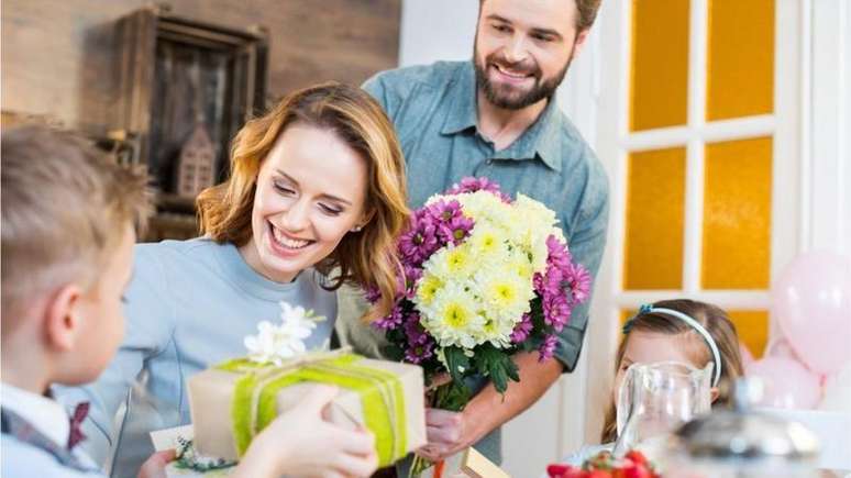 O Dia das M&atilde;es &eacute; uma excelente oportunidade para quem vende cart&otilde;es, flores e outros presentes
