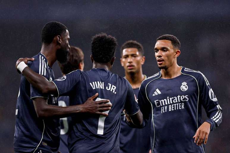 Real Madrid deve investir na defesa para a pr&oacute;xima temporada &ndash;