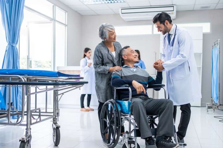 Menor tempo de interna&ccedil;&atilde;o e recupera&ccedil;&atilde;o mais r&aacute;pida &eacute; uma das vantagens da cirurgia rob&oacute;tica e da laparoscopia 