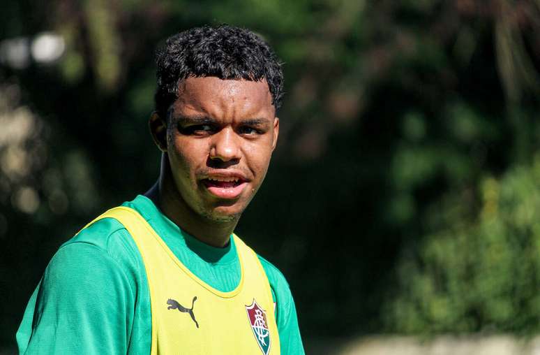 Wesley Nat&atilde; &eacute; uma das esperan&ccedil;as de bom futebol do Fluminense sub-20 &ndash;