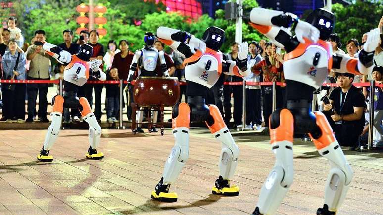 Rob&ocirc;s de artes marciais t&ecirc;m sido usados para mostrar o avan&ccedil;o da tecnologia chinesa