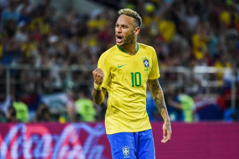 Neymar faz parte da pr&eacute;-lista da Sele&ccedil;&atilde;o Brasileira para a Copa do Mundo 