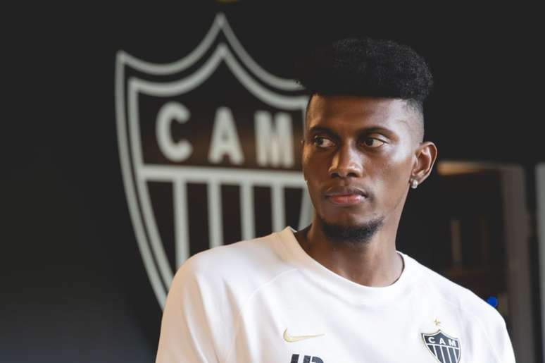 Colombiano est&aacute; no Galo desde janeiro de 2026 &ndash;