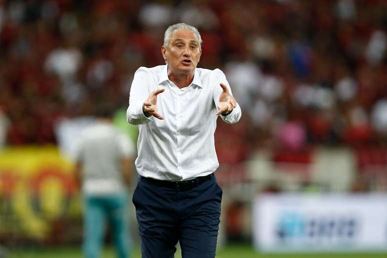 Tite no comando t&eacute;cnico na partida contra o Galo (Foto de Wagner Meier/Getty Images)