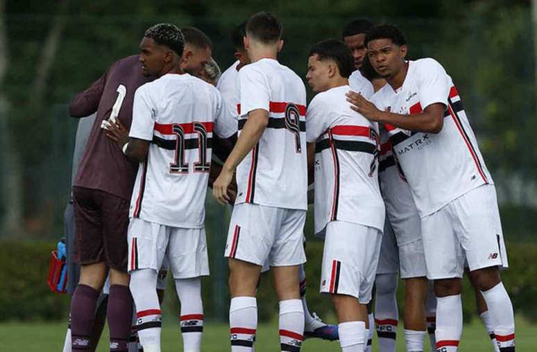 S&atilde;o Paulo ainda n&atilde;o venceu sob o comando de J&uacute;lio Baptista &ndash;