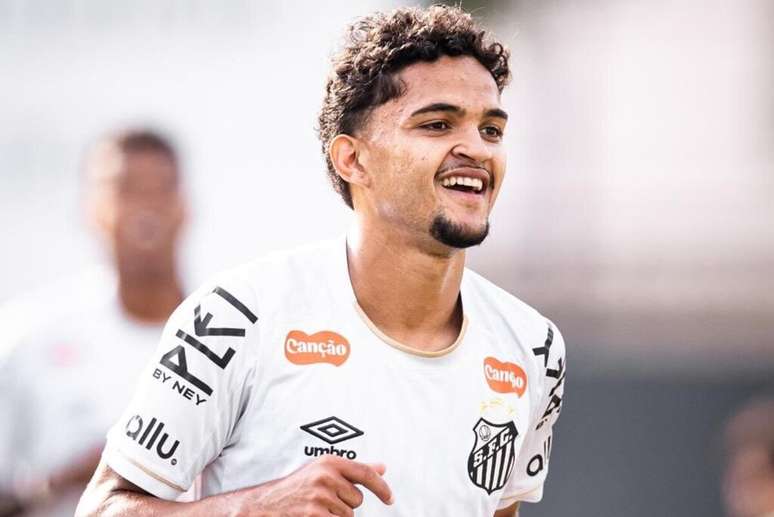 Matheus Xavier marcou dois gols na partida &ndash;