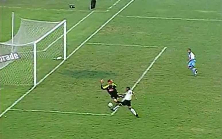 Com Renato Ga&uacute;cho no comando, Vasco goleou o Paysandu em 2005: 4 a 0 &ndash;