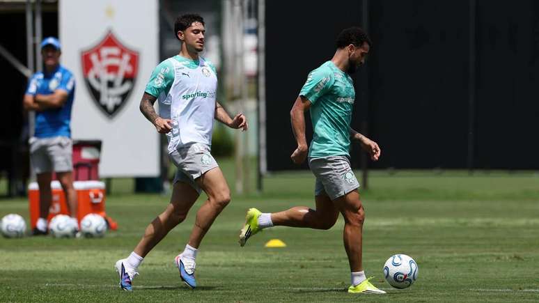 Emiliano Mart&iacute;nez e Felipe Anderson podem ganhar minutos no Palmeiras &ndash;