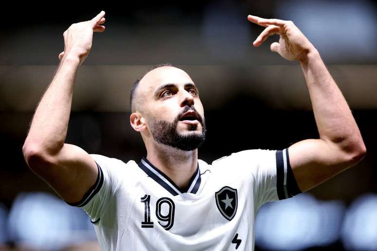Cabral voltou a marcar gols desde a chegada de Franclim &acute;-