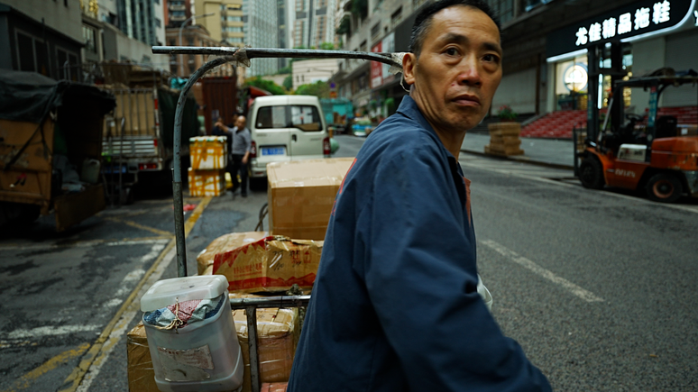 Apesar de sua ascens&atilde;o, Chongqing ainda tem muitos trabalhadores lutando para ganhar a vida