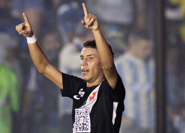 Rojas marcou seu primeiro gol com a camisa do Vasco &ndash;