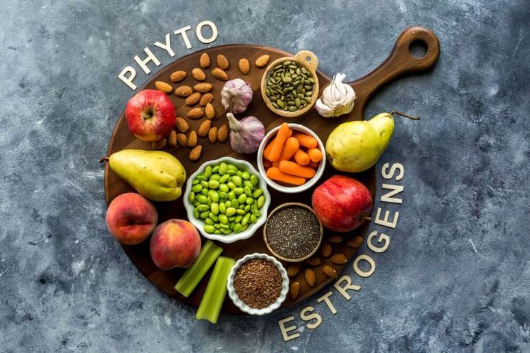 Os alimentos ricos em fitoestr&oacute;genos podem ajudar a aliviar as ondas de calor 