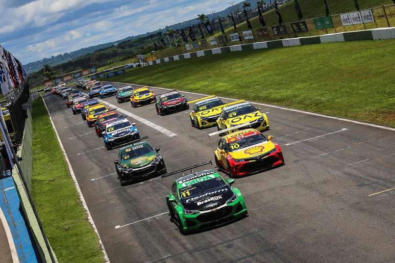 Largada da &uacute;ltima prova que a Stock Pro Series realizou em Goi&acirc;nia, em 2024