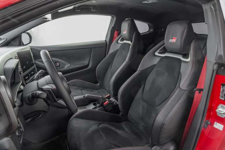 O novo GR Yaris chega por R$ 354.990