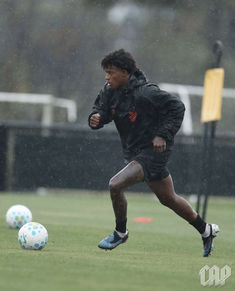 Bruninho, joia da base do Athletico Paranaense 