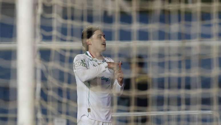 Maur&iacute;cio comemora gol do Palmeiras diante do Jacuipense