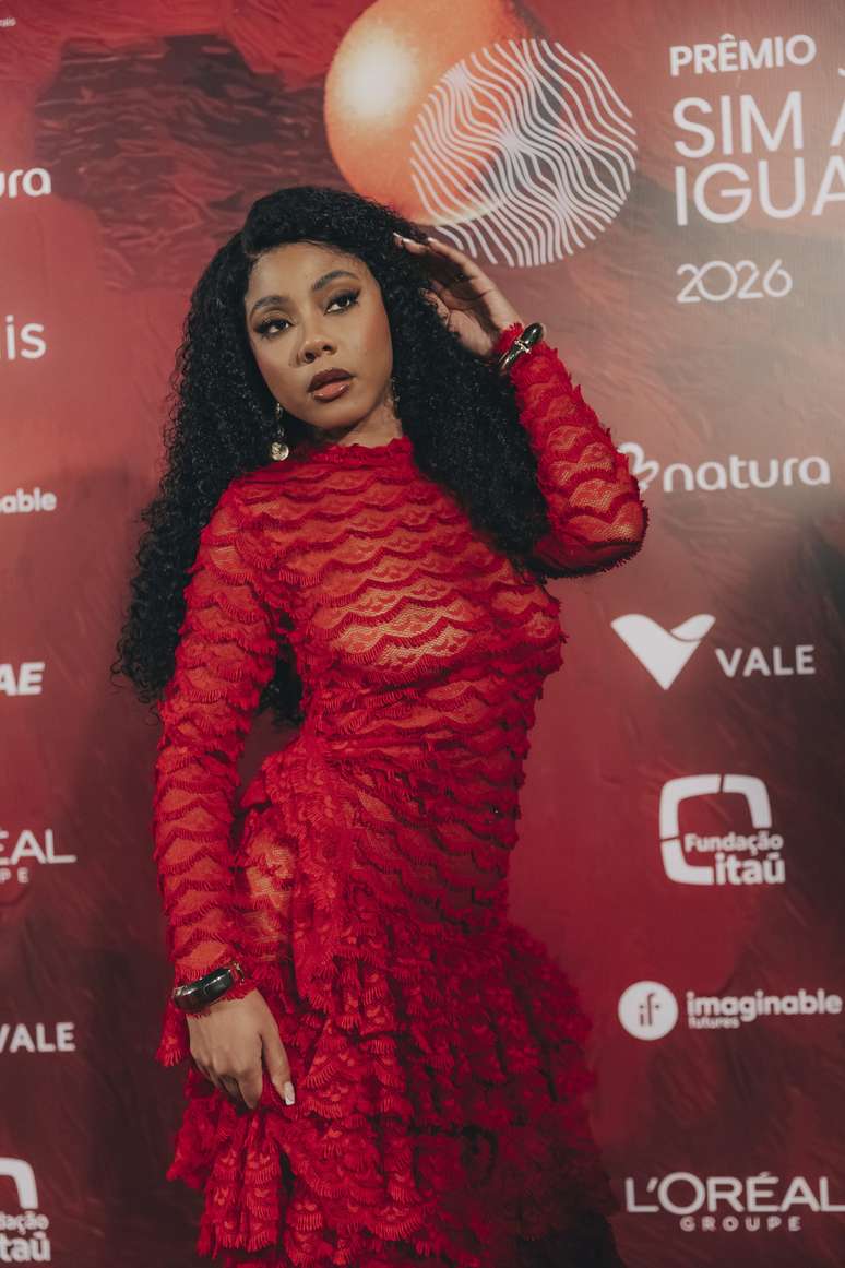 Ajuliacosta 