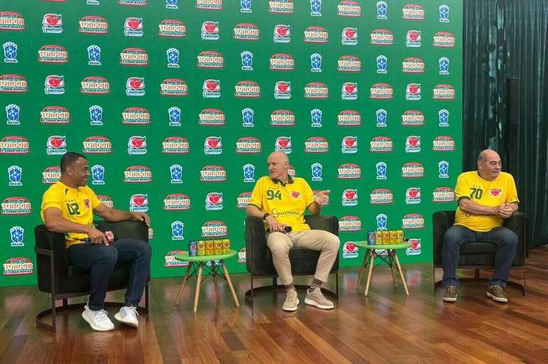 Campe&otilde;es do mundo em evento do Guaran&aacute; falam sobre Neymar &ndash;