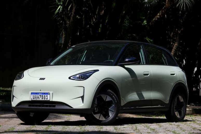 Geely EX2 j&aacute; &eacute; o segundo carro el&eacute;trico mais vendido do Brasil