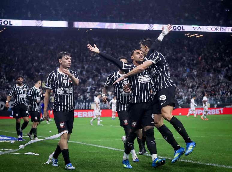 Corinthians ainda tem cinco jogos antes da pausa no calend&aacute;rio&nbsp; &ndash;