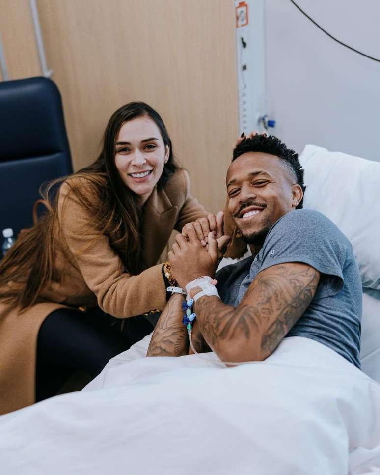 Eder Milit&atilde;o e a esposa Tain&aacute; (Foto/Reprodu&ccedil;&atilde;o: Arquivo pessoal &ndash; @edermilitao)