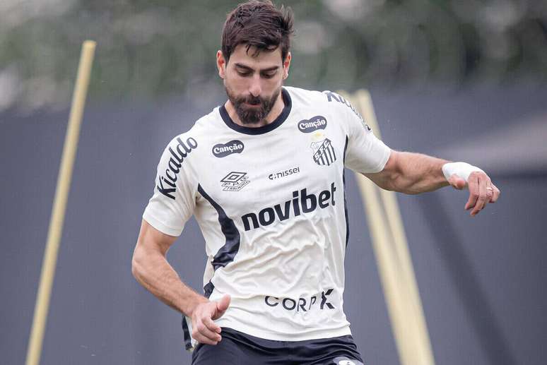 Luan Peres deve retornar ao Santos &ndash;